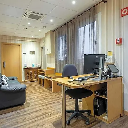 Lyon Hotel Barcelona