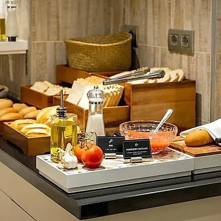 Hotel Lyon *